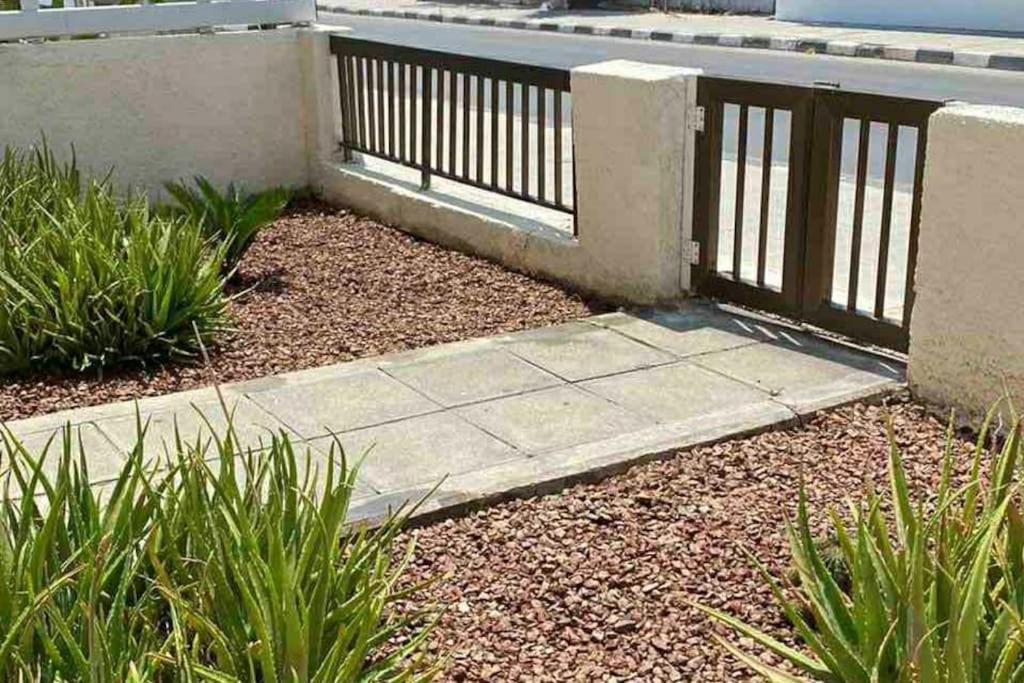 Dalia 9 Apartment Paphos Bagian luar foto